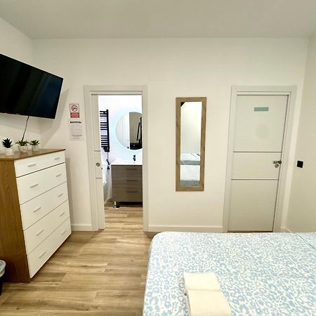 Apartamentos Castillejos マドリード エクステリア 写真