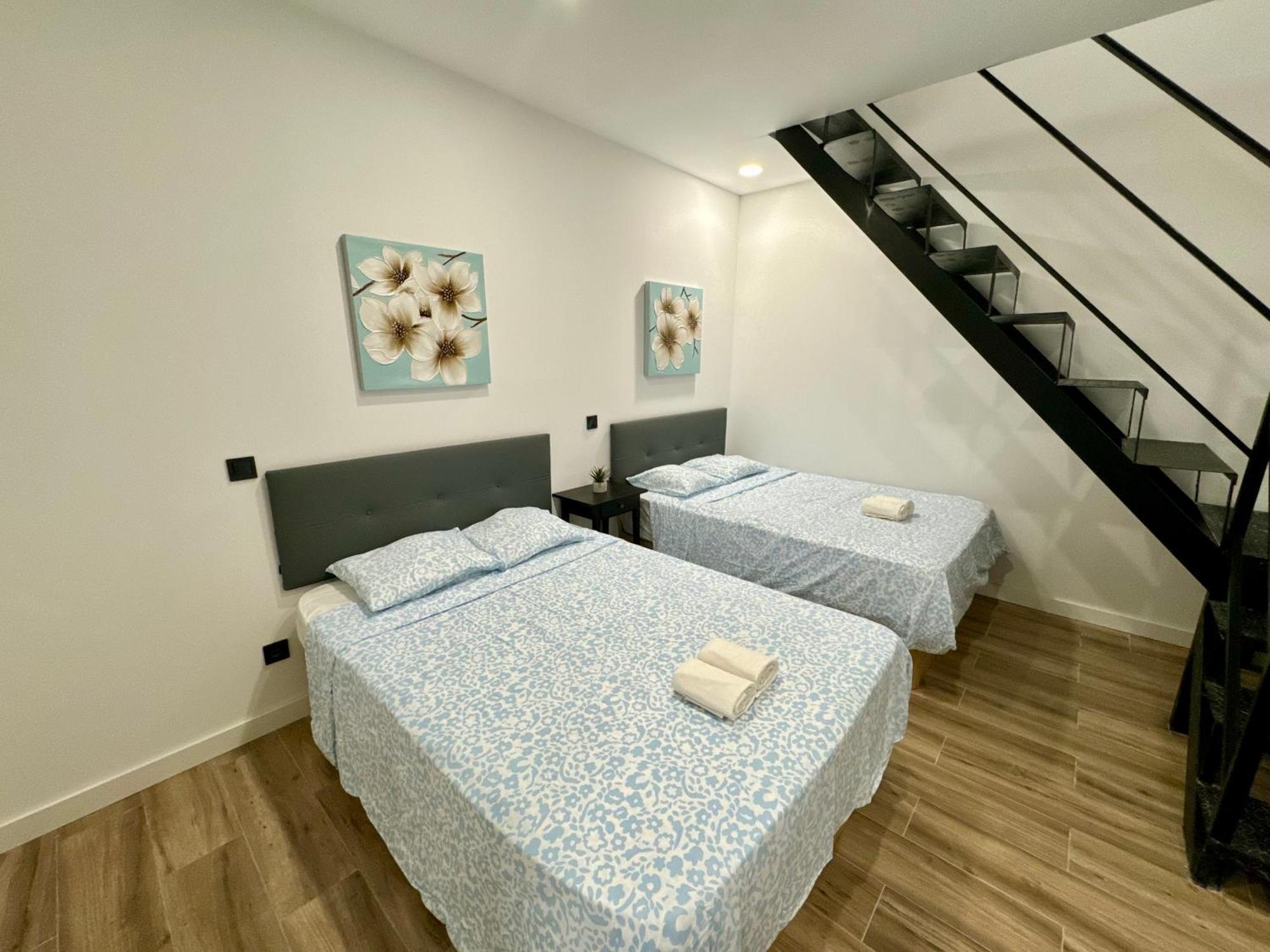 Apartamentos Castillejos マドリード エクステリア 写真